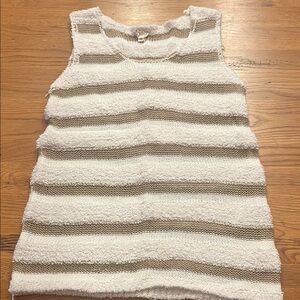 Hem & Thread Textured Knit Top